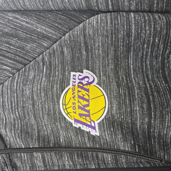 NBA - LA Lakers Zippered Hoodie Size X Large  NWOT - Picture 4 of 9